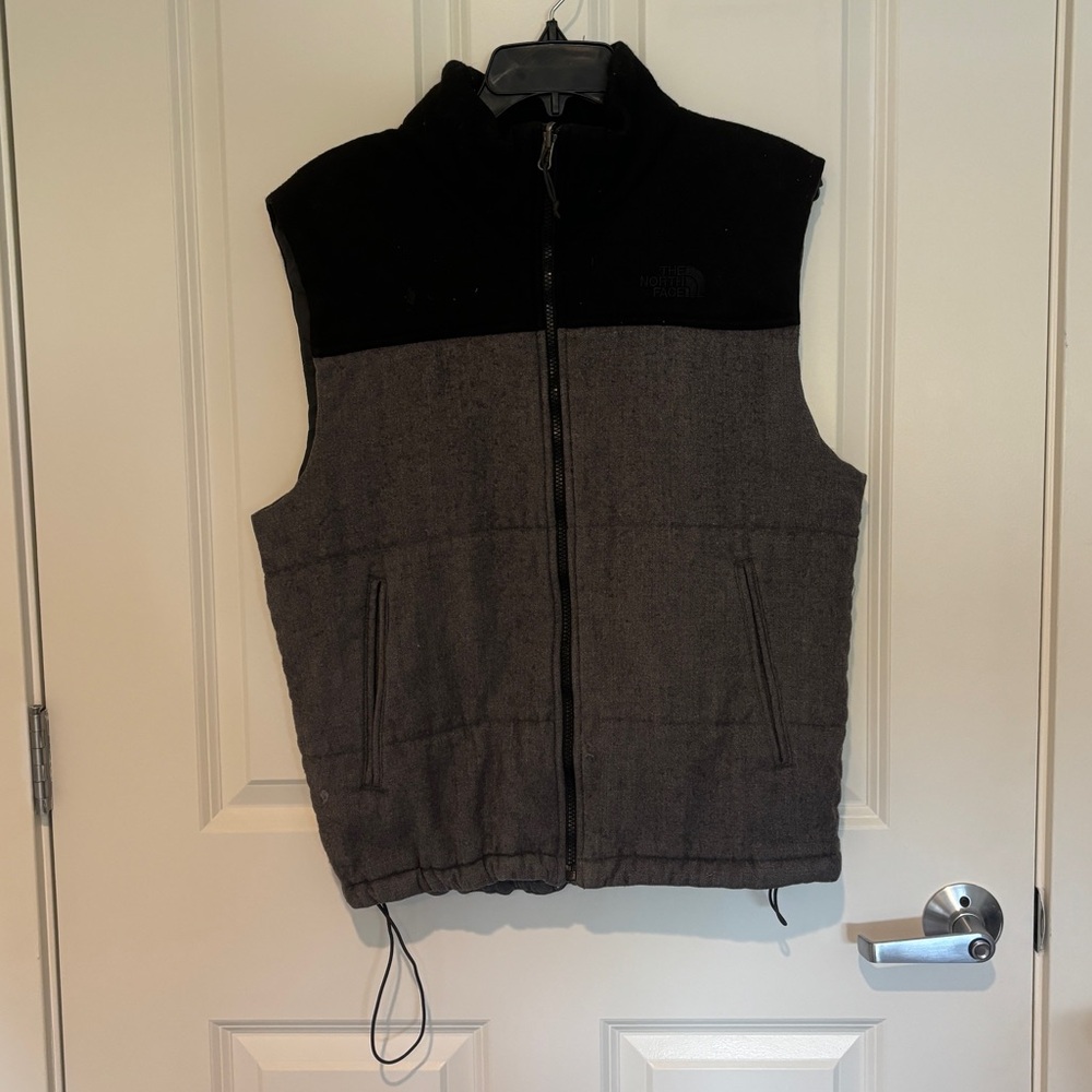 Men's Northface vest